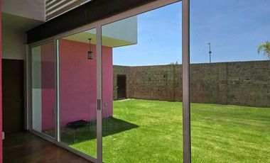 CASA EN VENTA: RESIDENCIAL  CLUB CAMPESTRE SAN GIL, SAN JUAN DEL RÍO.