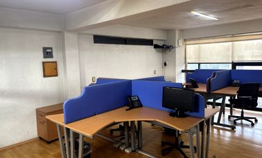 Renta oficina amueblada 1er piso