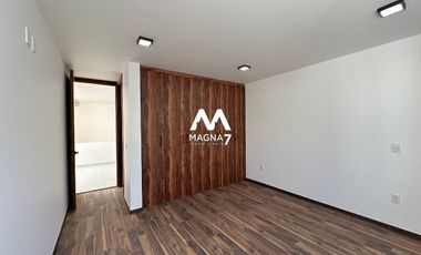 RENTA CASA EN SOLARES COTO VALEIRA HABITAT