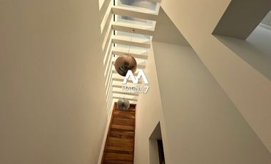 RENTA CASA EN SOLARES COTO VALEIRA HABITAT