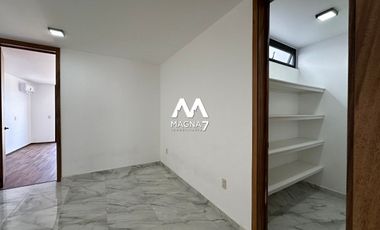 RENTA CASA EN SOLARES COTO VALEIRA HABITAT