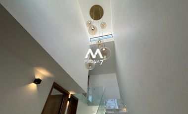 RENTA CASA EN SOLARES COTO VALEIRA HABITAT