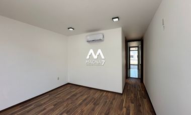RENTA CASA EN SOLARES COTO VALEIRA HABITAT