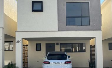 Casa en renta en Ferrara Residencial