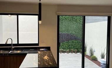 Casa en renta en Ferrara Residencial