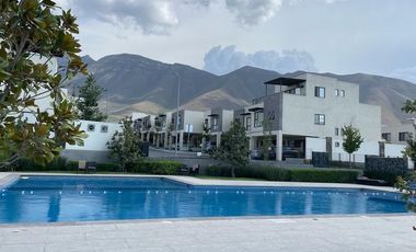 Casa en renta en Ferrara Residencial