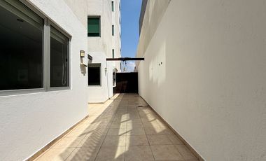Renta Departamento en Lomas del Río