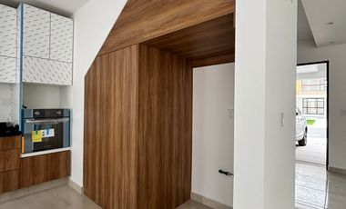 Casa en renta 3 recámaras Zibata