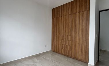 Casa en renta 3 recámaras Zibata