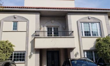 Venta de casa en Paseo de las Primaveras(N)