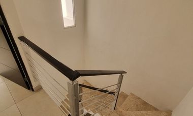 Hermosa casa en renta en los agaves