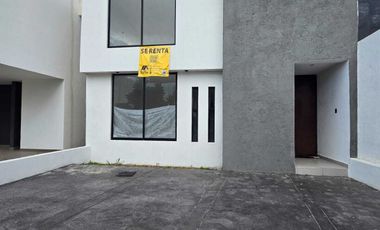 Casa en renta Mayorazgo Santa Cecilia