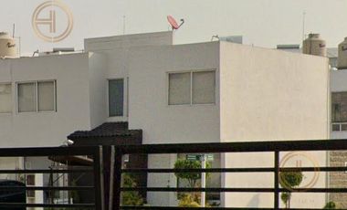 Casa en condominio en  Parque Agaves Residencial a 10  minutos del Outlet Puebla Premier.