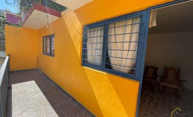 CASA AMUEBLADA EN RENTA EN LA COLONIA FRAMBOYANES