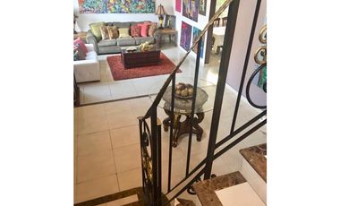 VENTA CASA AMOBLADA COSTA DEL ESTE 400M2 COSTA BAY CV