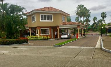 VENTA CASA AMOBLADA COSTA DEL ESTE 400M2 COSTA BAY CV