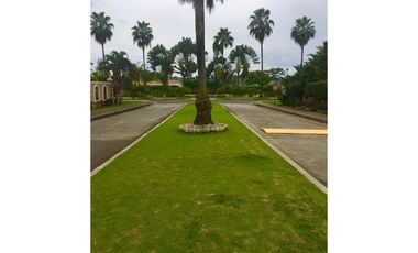 VENTA CASA AMOBLADA COSTA DEL ESTE 400M2 COSTA BAY CV