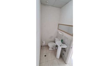 Alquiler / Venta de Local Comercial en Atrio Mall Costa del Este.