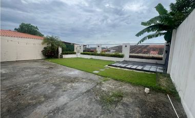 VENTA DE CASA EN BRISAS DEL GOLF, OPORTUNIDAD INSUPERABLE!