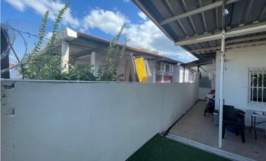 Vendo casa en Chanis, área residencial y comercial