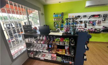 Vendo casa en Chanis, área residencial y comercial