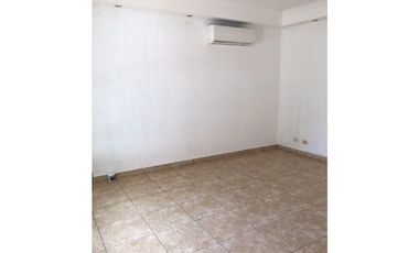 Vendo casa en Chanis, área residencial y comercial
