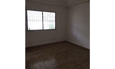Vendo casa en Chanis, área residencial y comercial