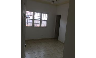 ALQUILER DE CASA EN PH VILLAS DEL GOLF - CASA UNIFAMILIAR