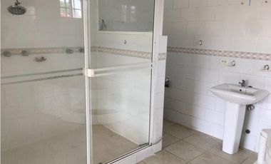 ALQUILER DE CASA EN PH VILLAS DEL GOLF - CASA UNIFAMILIAR