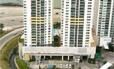 SE ALQUILA APARTAMENTO DE 3 REC.EN COCO DEL MAR SAN FRANCISCO