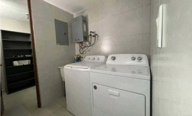 SE ALQUILA APARTAMENTO DE 3 REC.EN COCO DEL MAR SAN FRANCISCO