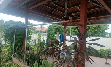 VENTA DE CASA EN AQUALINA.  4 RECAMARAS  COMPLETAMENTE CERCADA