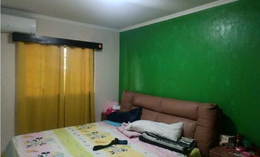 VENTA DE CASA EN AQUALINA.  4 RECAMARAS  COMPLETAMENTE CERCADA