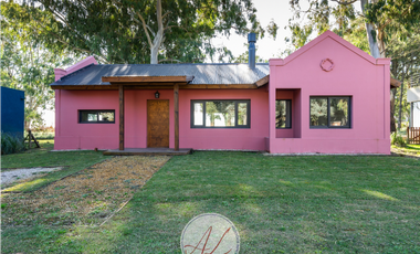 CASA EN VENTA EN COSTA ESMERALDA