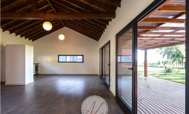 CASA EN VENTA EN COSTA ESMERALDA