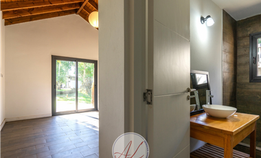 CASA EN VENTA EN COSTA ESMERALDA