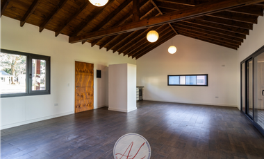 CASA EN VENTA EN COSTA ESMERALDA