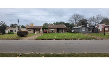 Vendo Casa - Lote multifamiliar sobre Avenida en General Madariaga