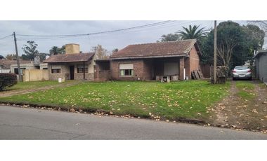 Vendo Casa - Lote multifamiliar sobre Avenida en General Madariaga