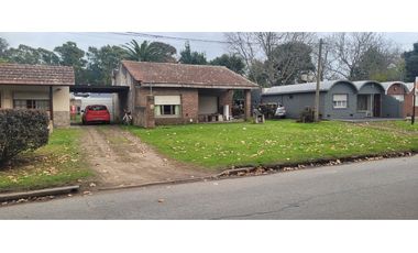 Vendo Casa - Lote multifamiliar sobre Avenida en General Madariaga
