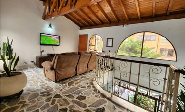 Arriendo Casa Comercial Itagüí Santa María
