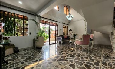 Arriendo Casa Comercial Itagüí Santa María