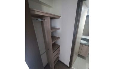 Arriendo apartamento en niquia frente a la estación Niquia del metro.