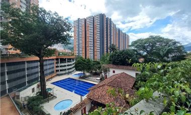 Arriendo apartamento en niquia frente a la estación Niquia del metro.
