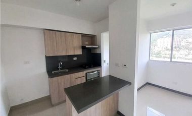 Arriendo apartamento en niquia frente a la estación Niquia del metro.