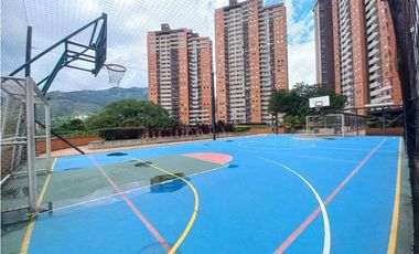 Arriendo apartamento en niquia frente a la estación Niquia del metro.