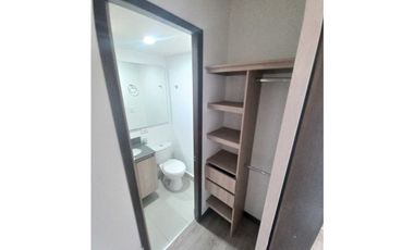 Arriendo apartamento en niquia frente a la estación Niquia del metro.