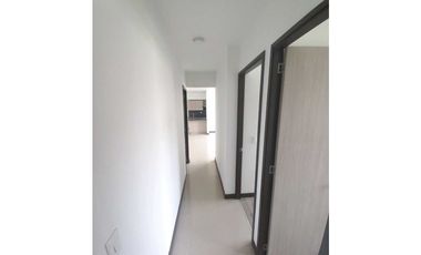Arriendo apartamento en niquia frente a la estación Niquia del metro.