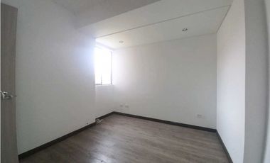 Arriendo apartamento en niquia frente a la estación Niquia del metro.