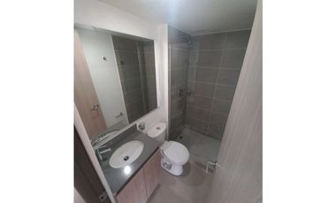 Arriendo apartamento en niquia frente a la estación Niquia del metro.